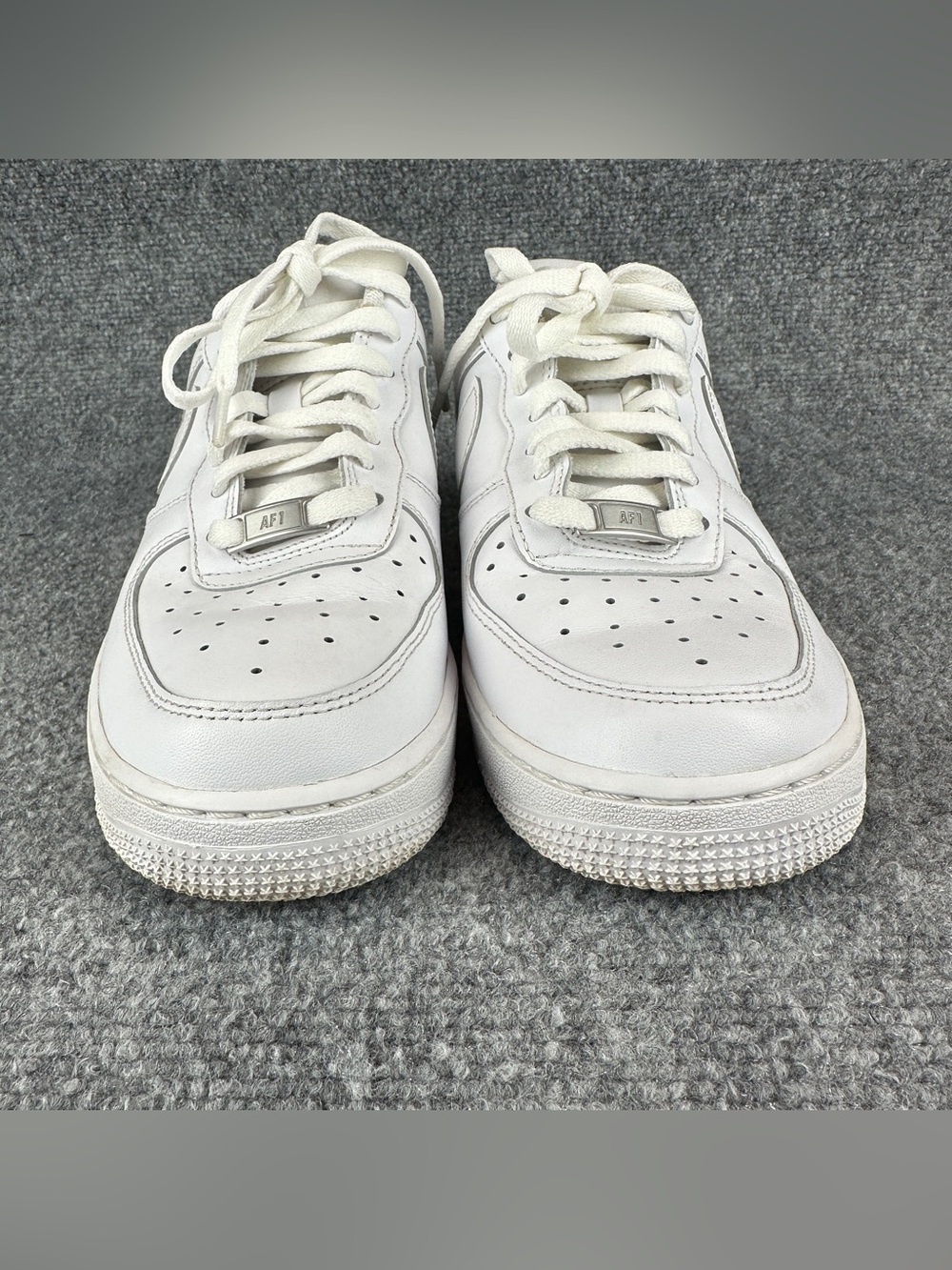 Nike Air Force 1 07 Triple White Women's Size 8 Sneakers Shoes DD8959-100 Low - Picture 9 of 16